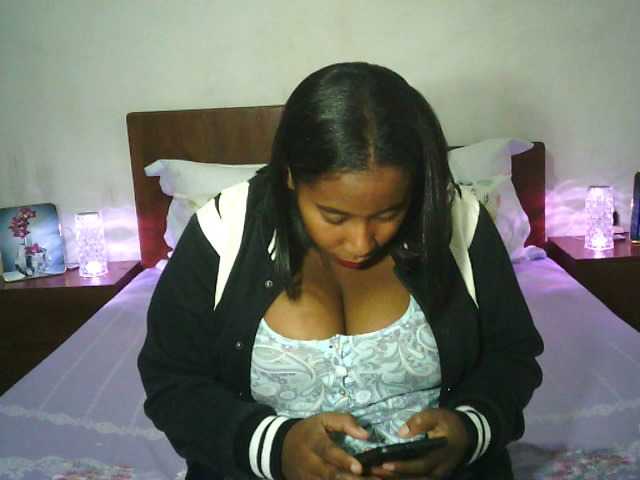 SexysTiphanie's BongaCams show and profile