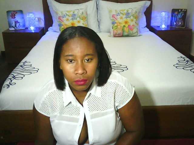 SexysTiphanie webcam bongacams model stream image