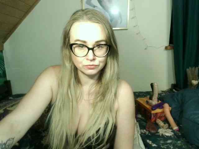 MilfBerthena webcam