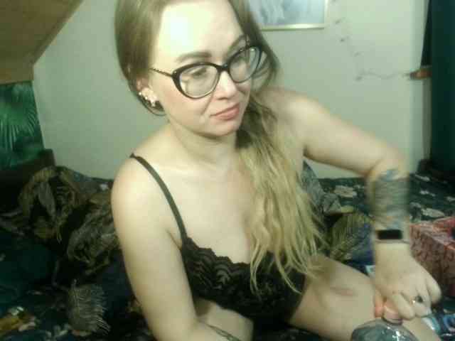 MilfBerthena webcam