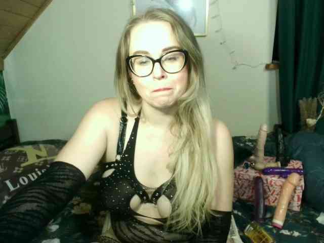 MilfBerthena webcam