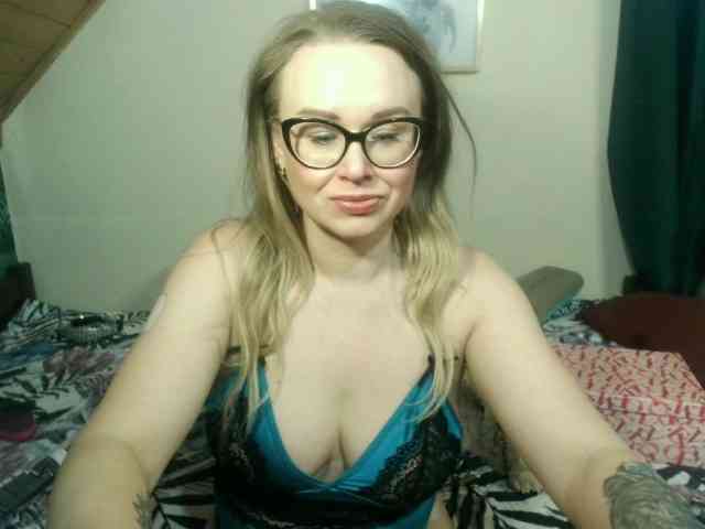 MilfBerthena webcam
