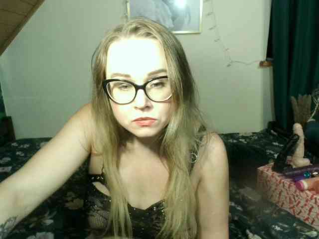 MilfBerthena webcam