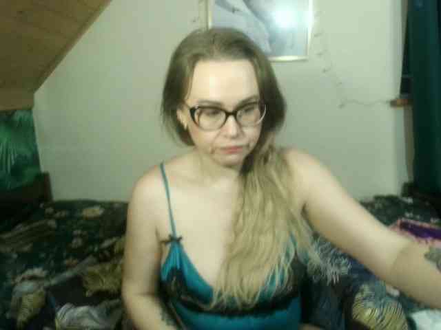 MilfBerthena webcam