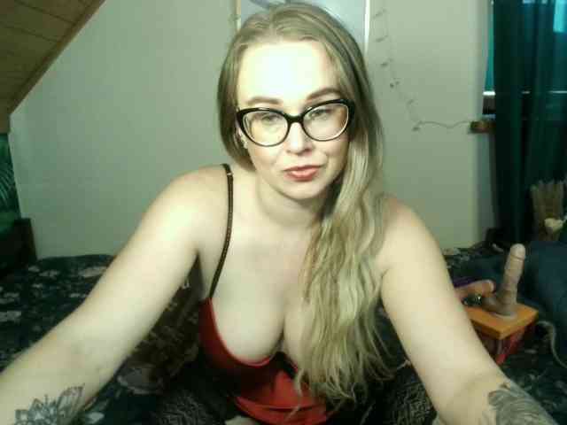 MilfBerthena webcam