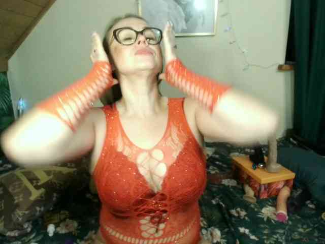 MilfBerthena webcam