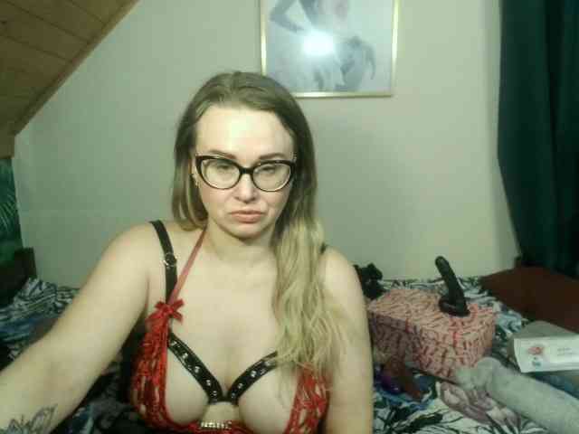 MilfBerthena webcam