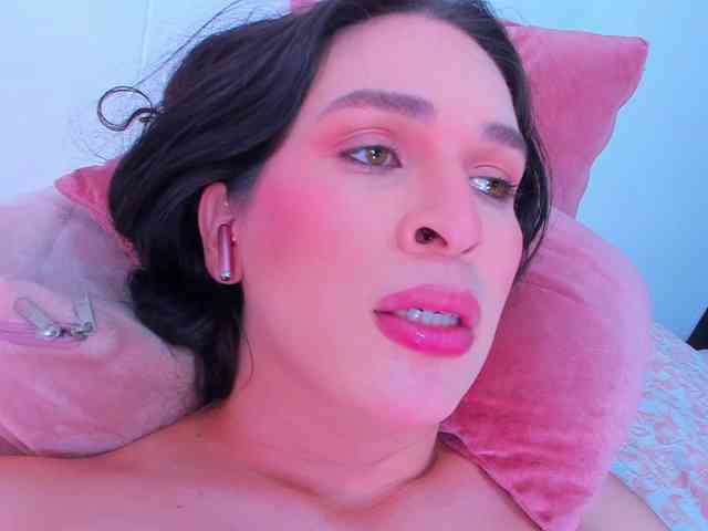 arianaf Live Webcam on BongaCams