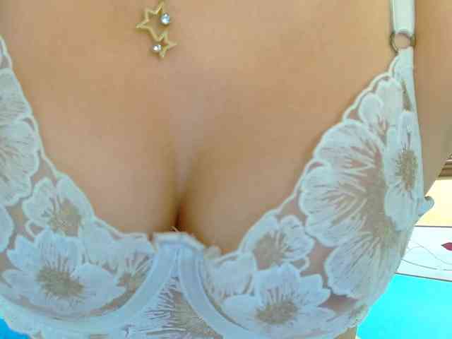 AmaiiaVega webcam