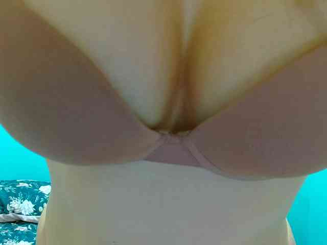AmaiiaVega webcam