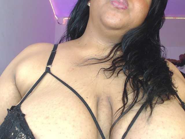 BiancaFollerach's BongaCams show and profile