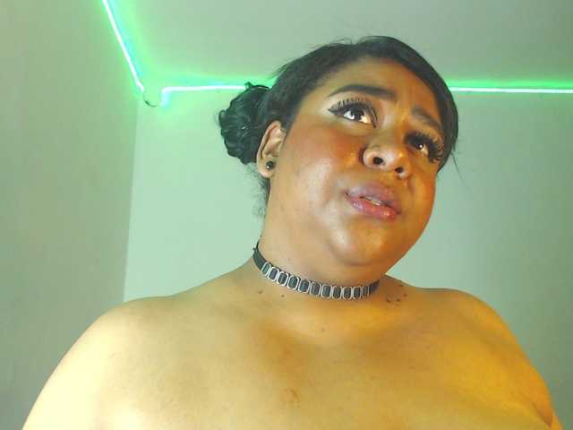 BiancaFollerach's BongaCams show and profile