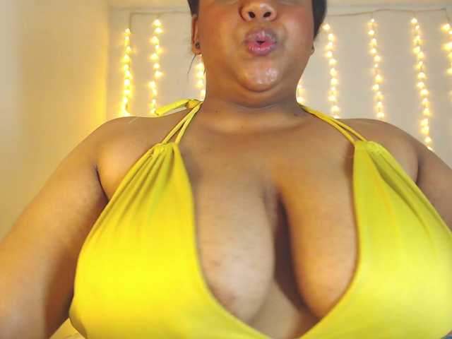 BiancaFollerach's BongaCams show and profile