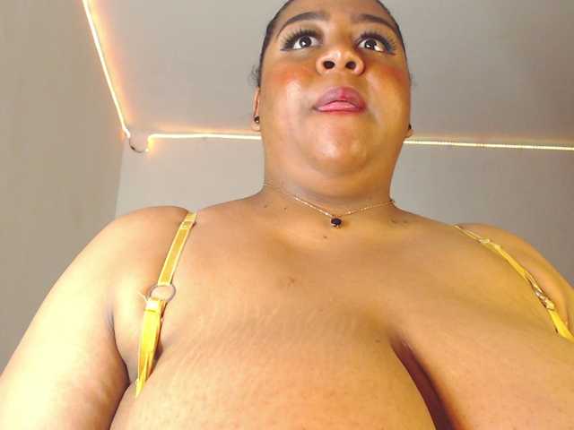 BiancaFollerach live cam profile