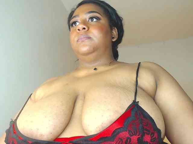 BiancaFollerach webcam