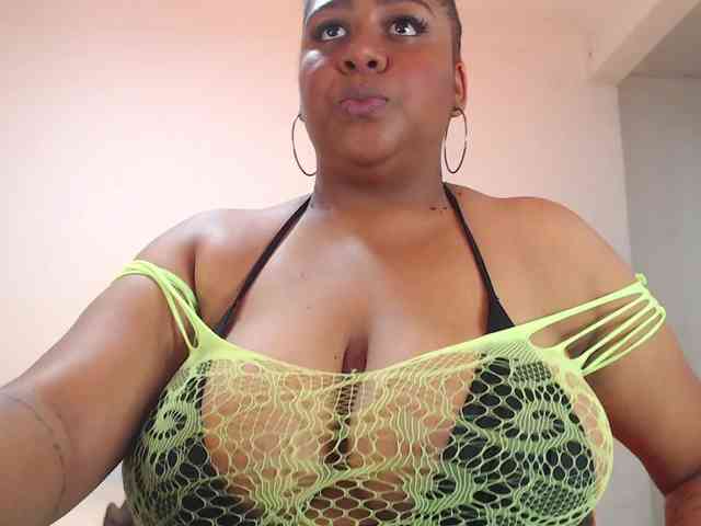 BiancaFollerach webcam