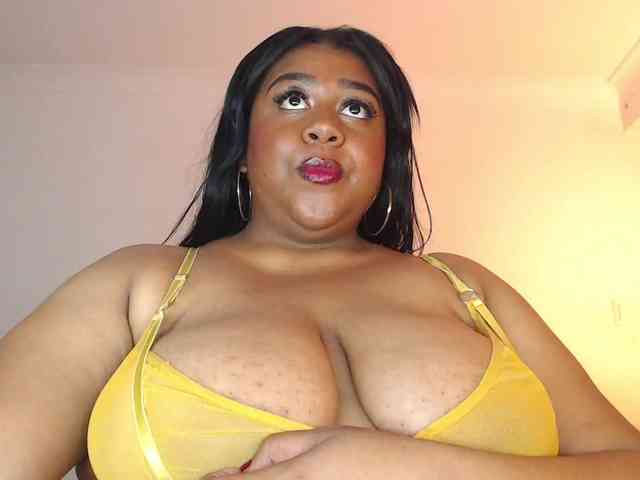 BiancaFollerach webcam