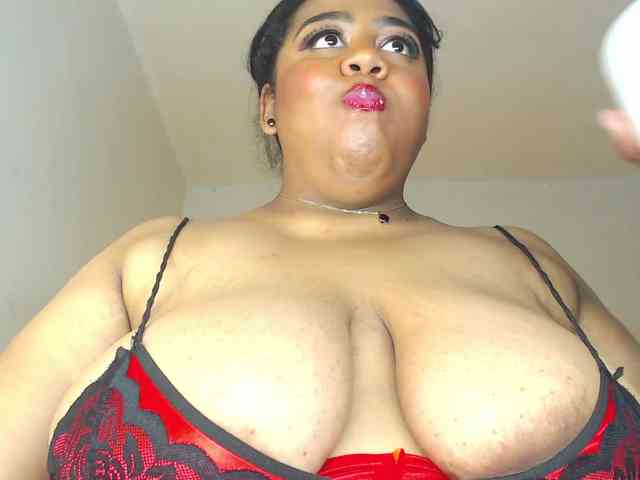 BiancaFollerach webcam