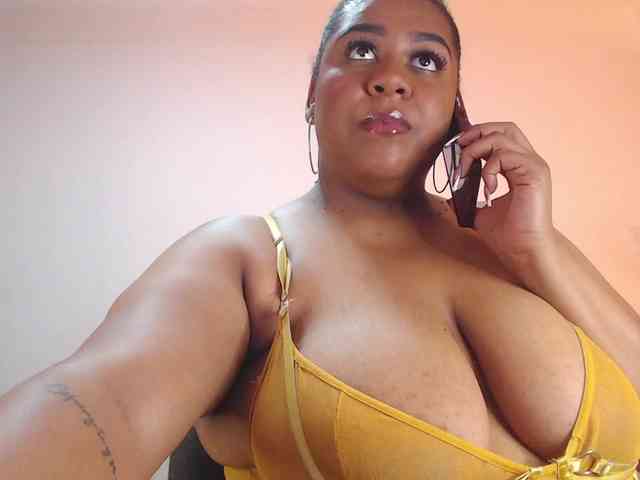 BiancaFollerach webcam