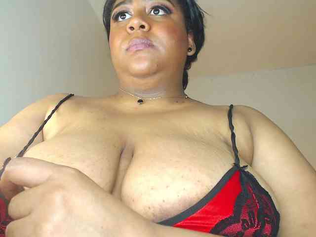 BiancaFollerach webcam