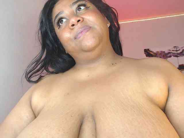 BiancaFollerach Live Webcam on BongaCams