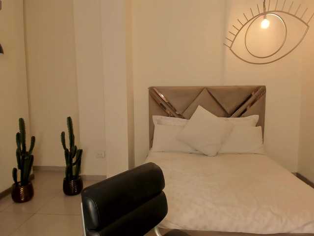 SunnyRiversX's BongaCams show and profile