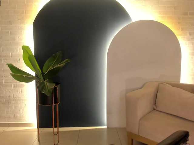 SunnyRiversX's BongaCams show and profile