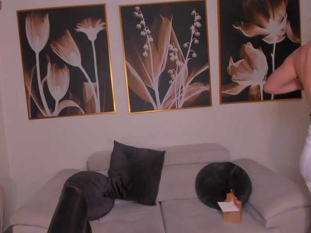 SunnyRiversX's BongaCams show and profile