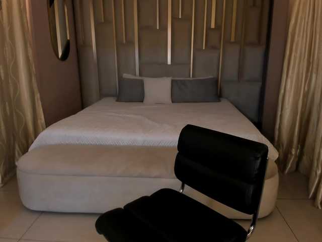 SunnyRiversX's BongaCams show and profile