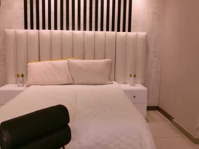 SunnyRiversX's BongaCams show and profile