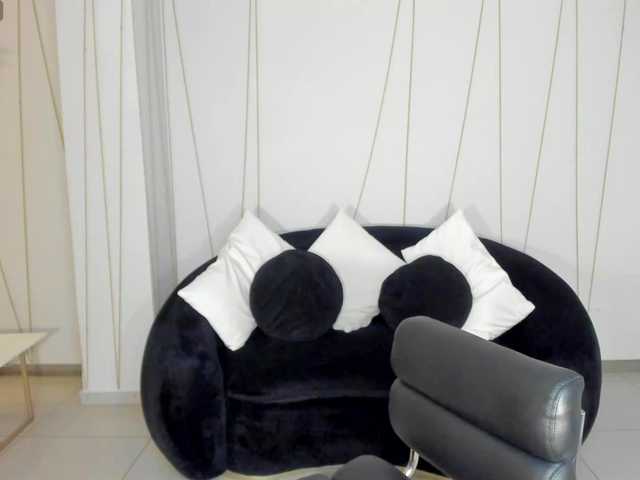 SunnyRiversX's BongaCams show and profile