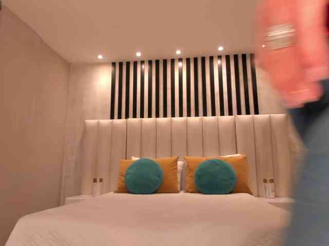 SunnyRiversX Live Webcam on BongaCams