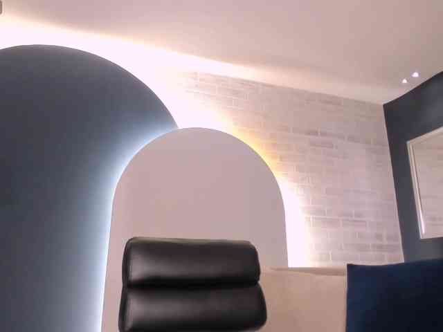 SunnyRiversX Live Webcam on BongaCams