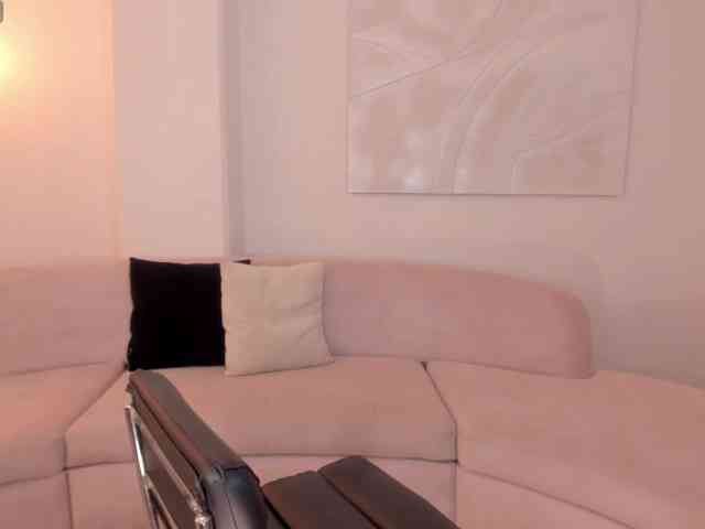 SunnyRiversX Live Webcam on BongaCams