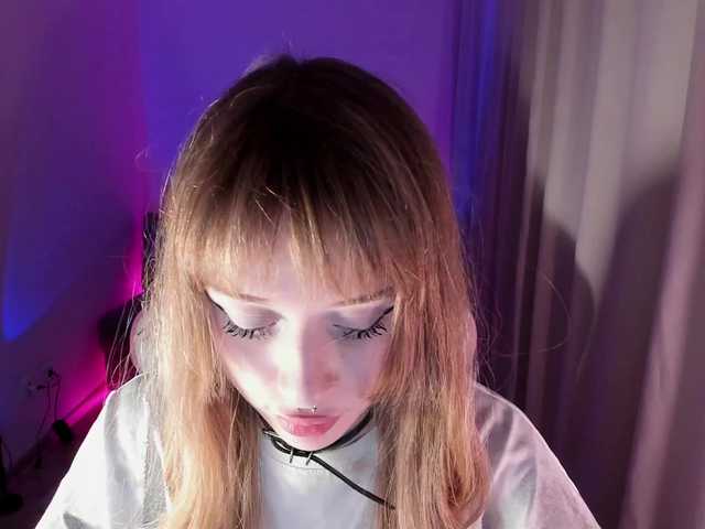 mnepohuyy's BongaCams show and profile