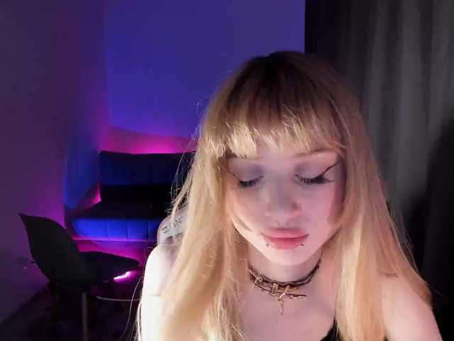 mnepohuyy's BongaCams show and profile