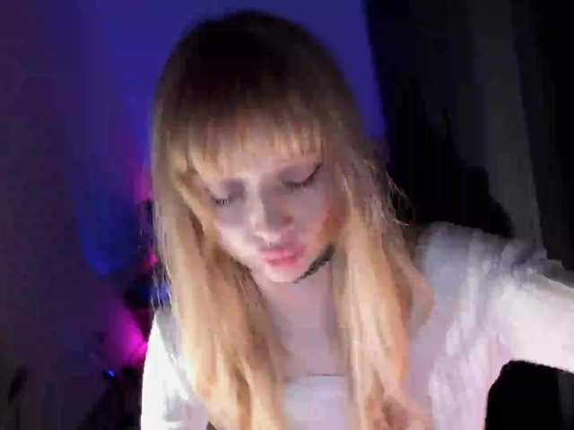 mnepohuyy's BongaCams show and profile