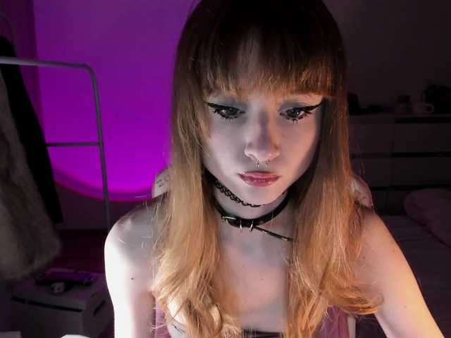 mnepohuyy from BongaCams is Freechat