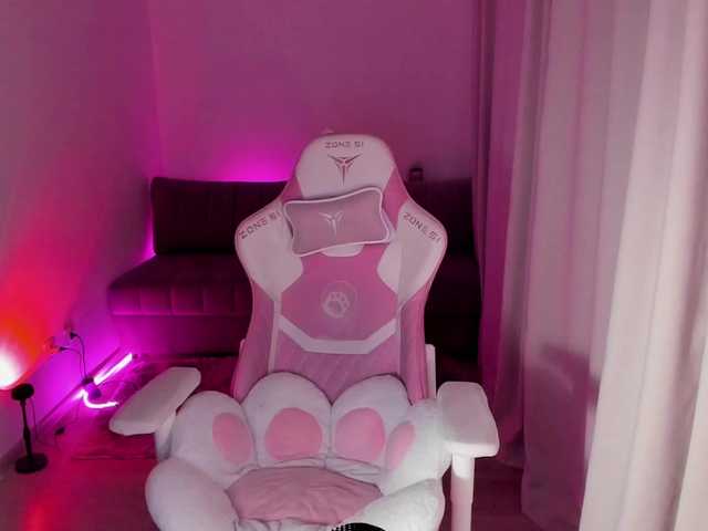 mnepohuyy's BongaCams show and profile