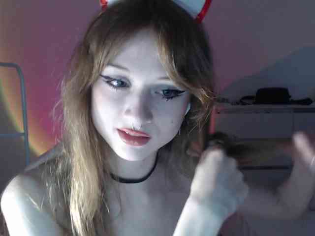 mnepohuyy webcam