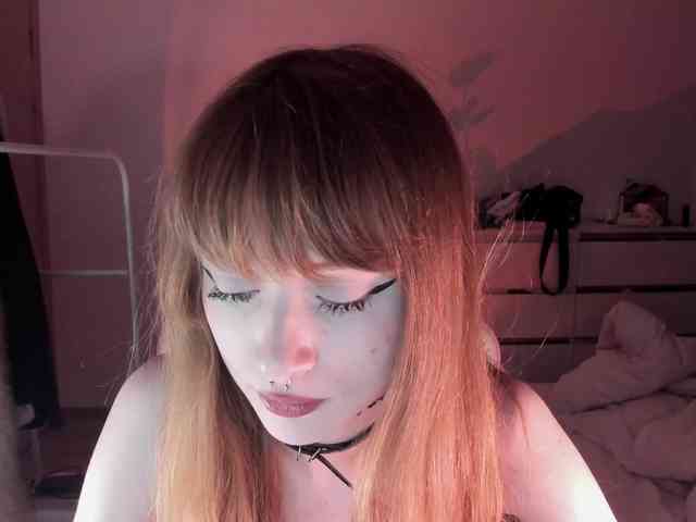 mnepohuyy webcam