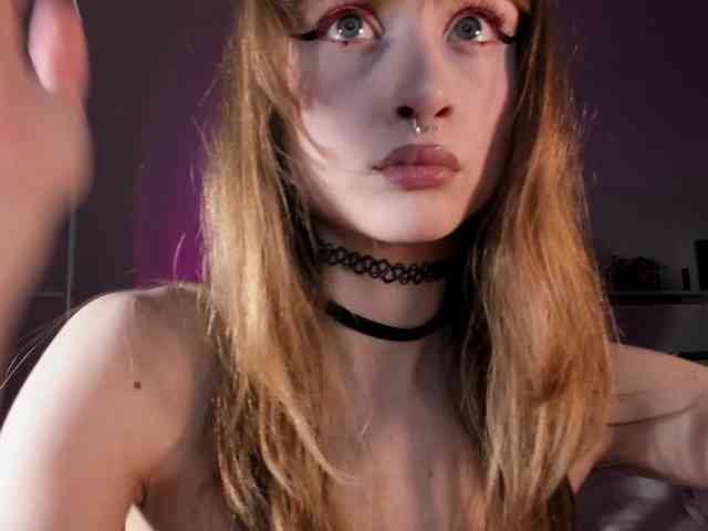 mnepohuyy webcam
