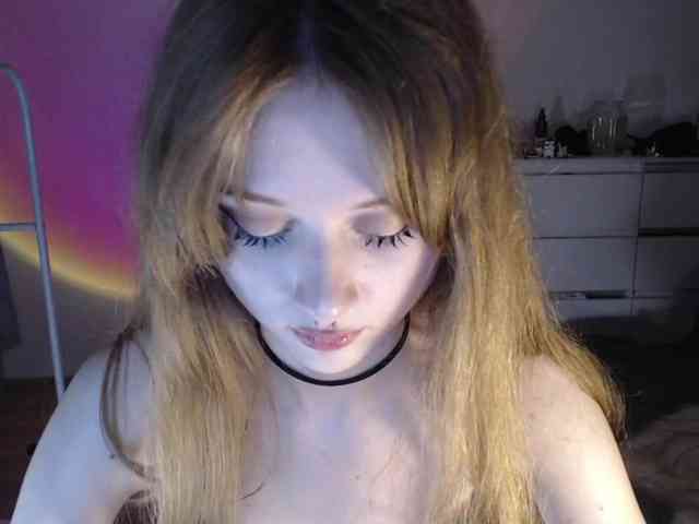 mnepohuyy webcam