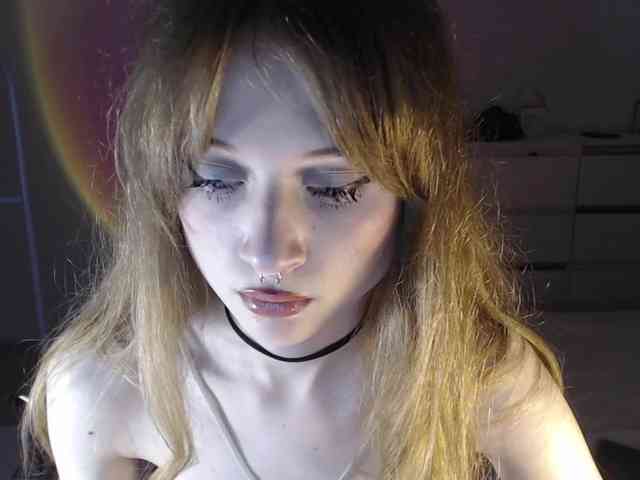 mnepohuyy webcam