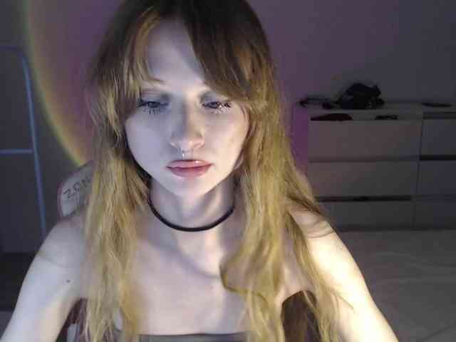 mnepohuyy webcam