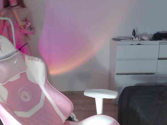 mnepohuyy webcam