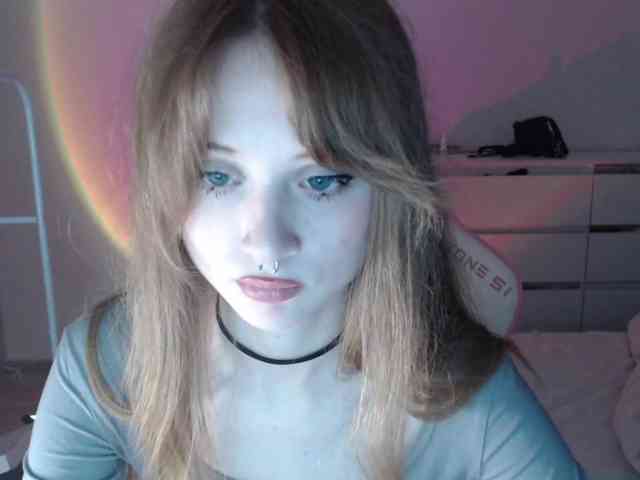 mnepohuyy webcam