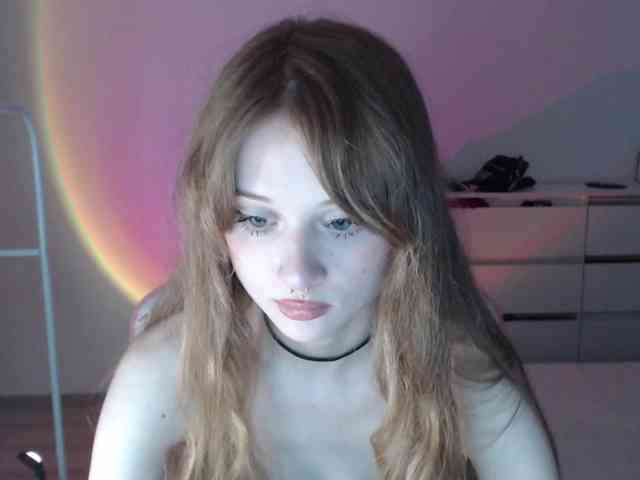 mnepohuyy webcam