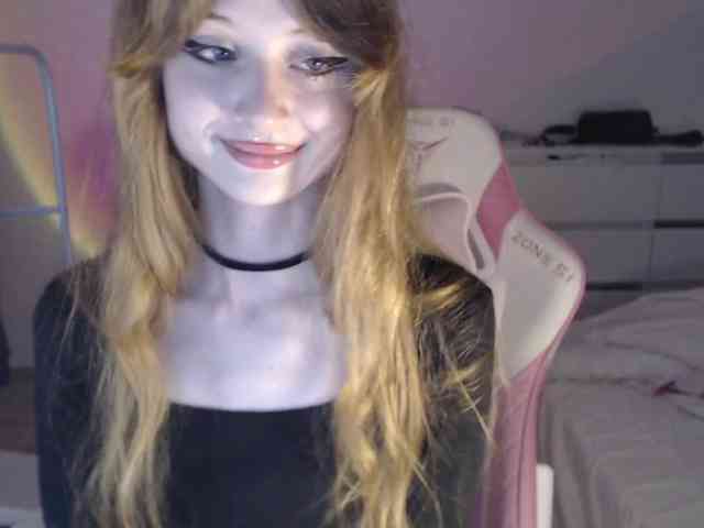 mnepohuyy webcam