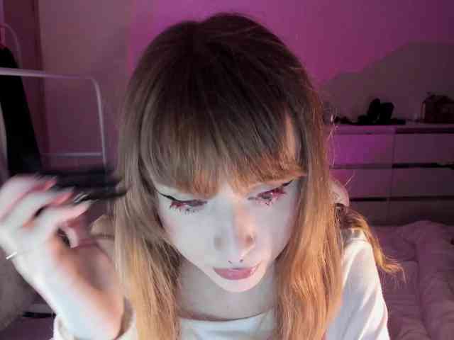 mnepohuyy webcam
